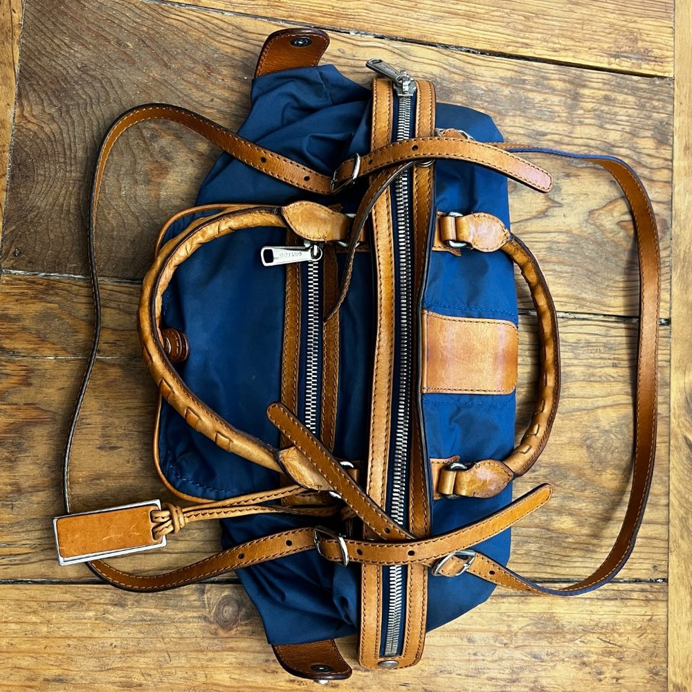 Bergdorf&Goodman 2006 GRYSON leather braided handled satchel / Blue